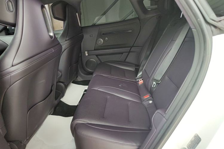 Used Avatr 06 2025 Ultra Pure Electric Edition Left Rear Seat