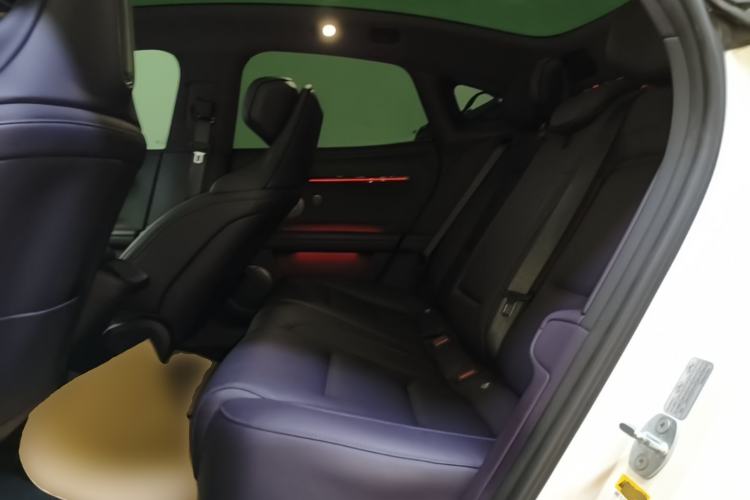 Used Avatr 06 2025 Ultra Pure Electric Edition Left Rear Seat