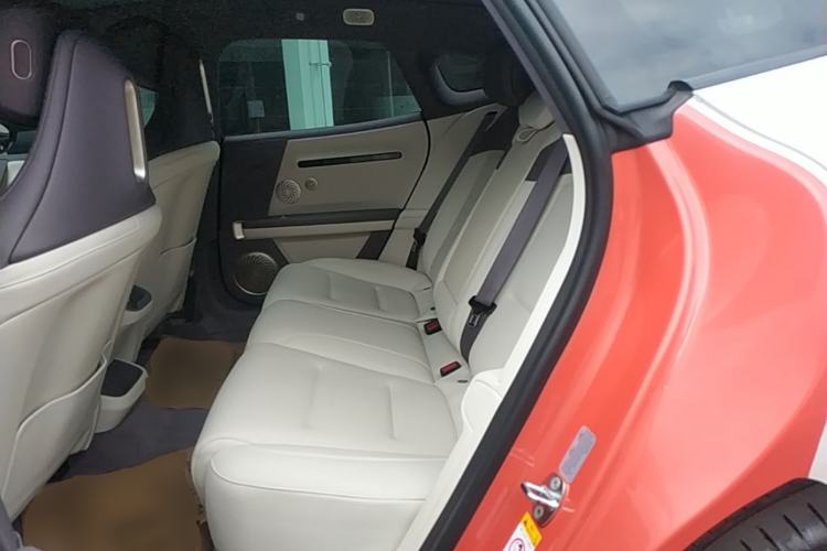 Used Avatr 06 2025 Max Extended-Range Edition Left Rear Seat