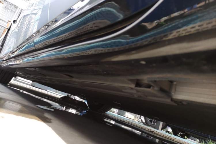 Used Avatr 06 2025 Ultra Pure Electric Edition Left Side Sill