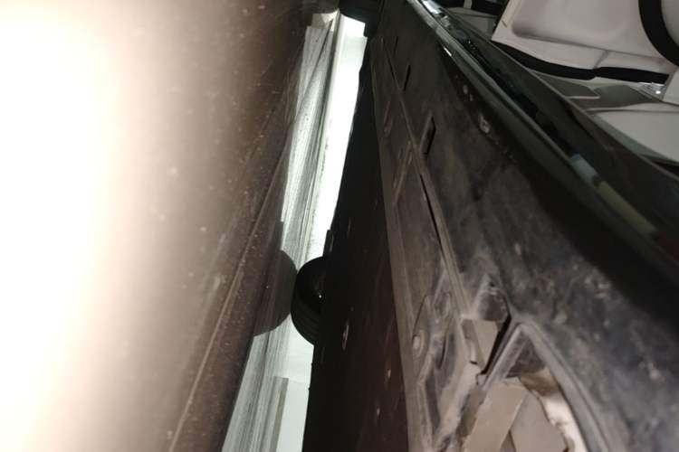 Used Avatr 06 2025 Ultra Pure Electric Edition Left Side Sill