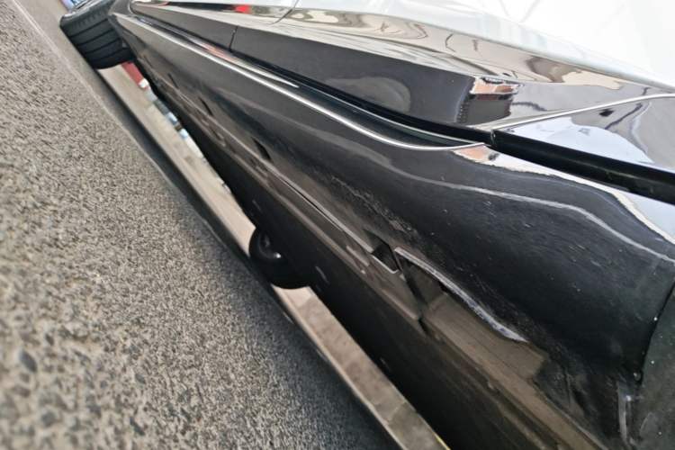Used Avatr 06 2025 Ultra Pure Electric Edition Left Side Sill