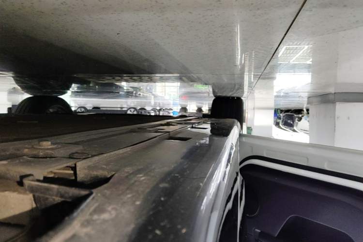 Used Avatr 06 2025 Ultra Pure Electric Edition Left Side Sill