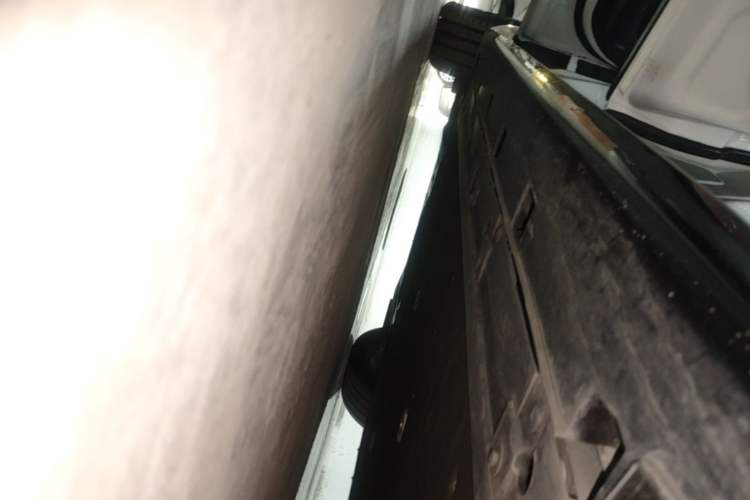 Used Avatr 06 2025 Ultra Pure Electric Edition Left Side Sill