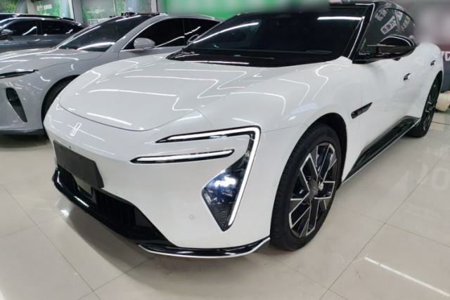 Used Avatr 06 2025 Ultra Pure Electric Edition