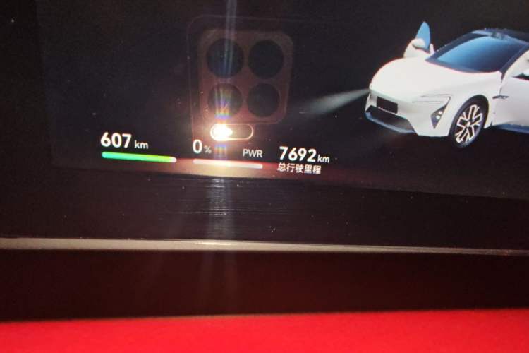 Used Avatr 06 2025 Max All-Electric Version Odometer Close Up