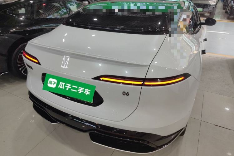 Used Avatr 06 2025 Ultra Pure Electric Edition Rear Right 45 Deg
