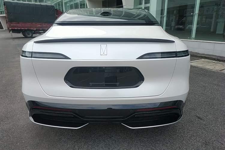 Used Avatr 06 2025 Max Extended-Range Edition Rear