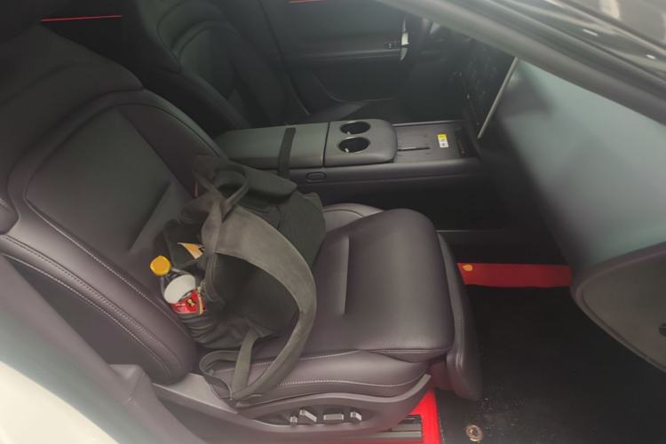 Used Avatr 06 2025 Pro Range-Extended Edition Right Front Seat