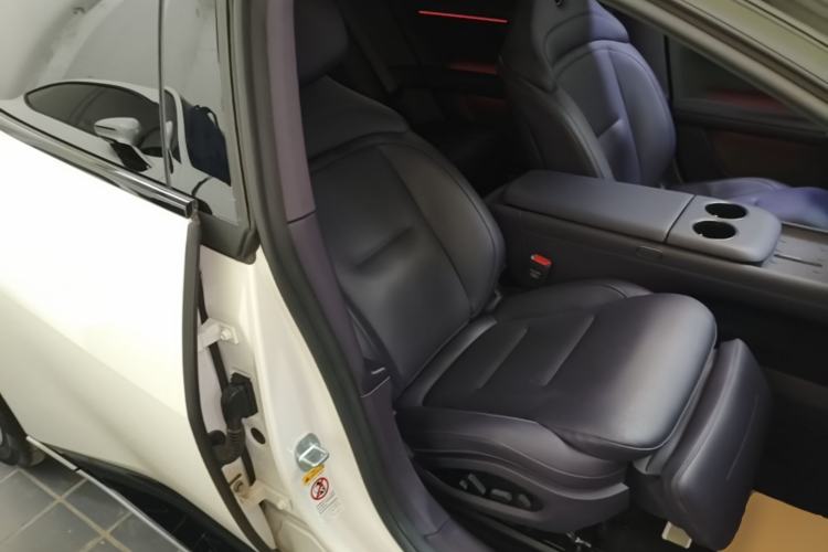 Used Avatr 06 2025 Ultra Pure Electric Edition Right Front Seat