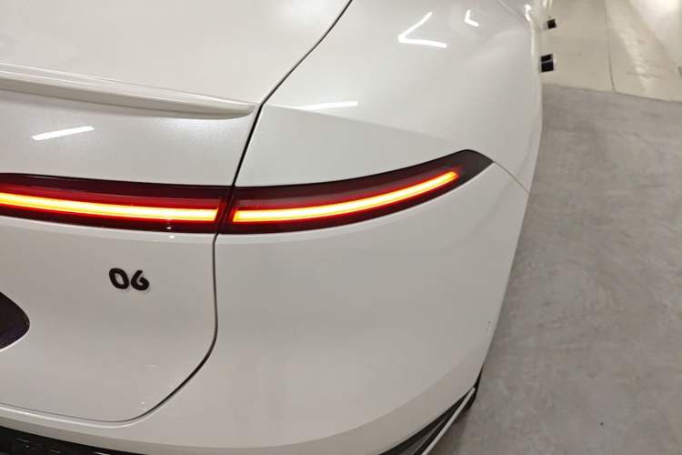 Used Avatr 06 2025 Ultra Pure Electric Edition Right Rear Taillight