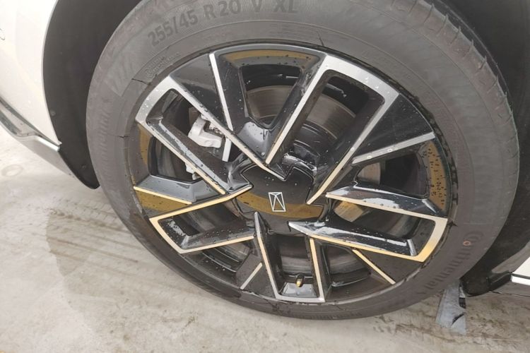 Used Avatr 06 2025 Ultra Pure Electric Edition Right Rear Wheel Hub