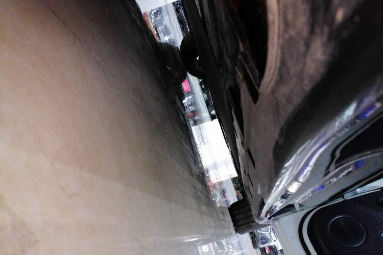 Used Avatr 06 2025 Max Extended-Range Edition Right Side Sill