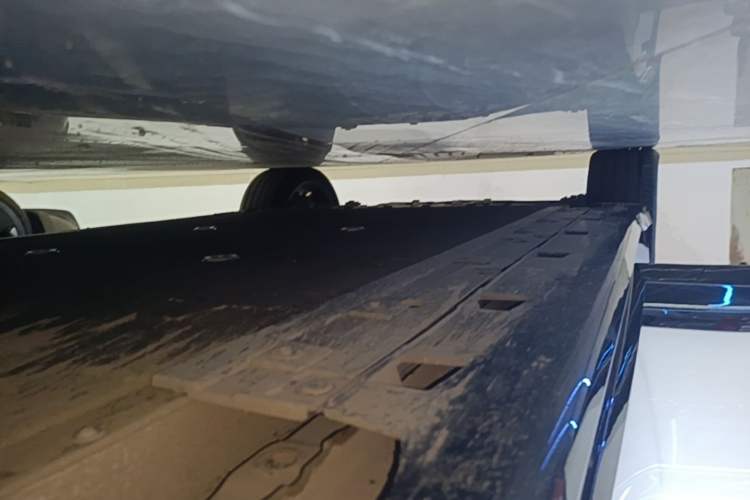 Used Avatr 06 2025 Ultra Pure Electric Edition Right Side Sill