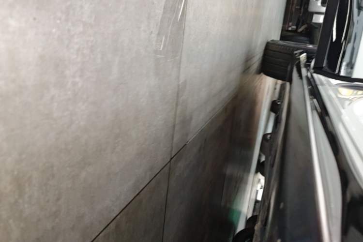 Used Avatr 06 2025 Ultra Pure Electric Edition Right Side Sill