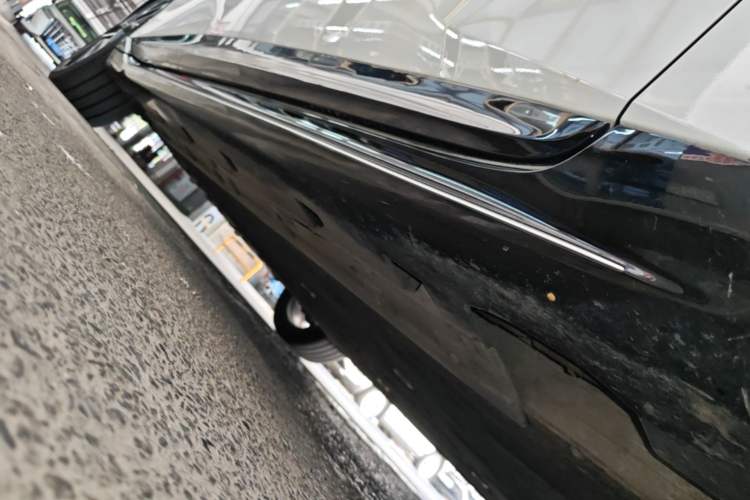 Used Avatr 06 2025 Ultra Pure Electric Edition Right Side Sill