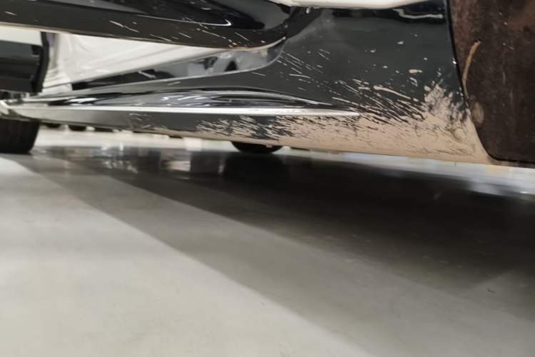 Used Avatr 06 2025 Ultra Pure Electric Edition Right Side Sill