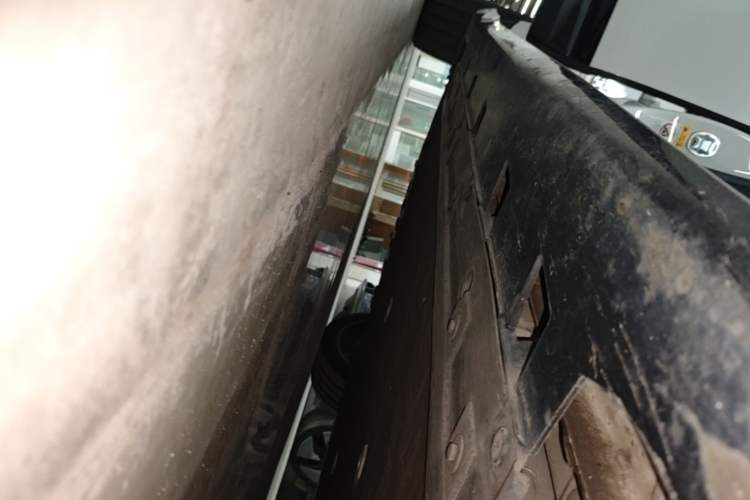 Used Avatr 06 2025 Ultra Pure Electric Edition Right Side Sill
