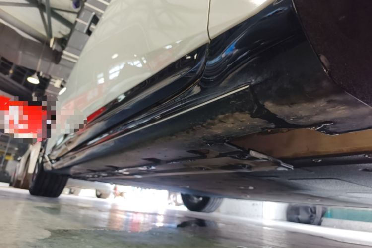 Used Avatr 06 2025 Ultra Pure Electric Edition Right Side Sill