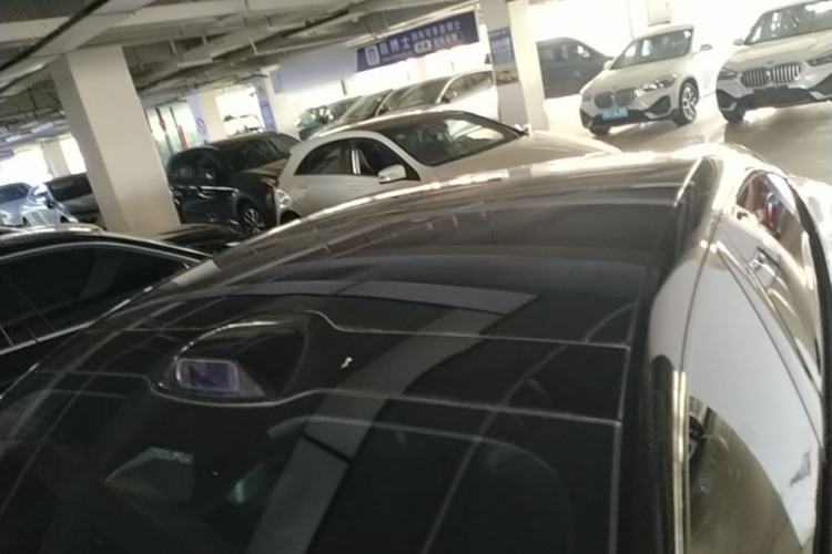 Used Avatr 06 2025 Ultra Pure Electric Edition Roof