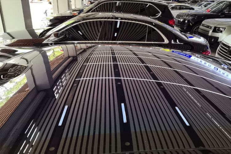 Used Avatr 06 2025 Ultra Pure Electric Edition Roof