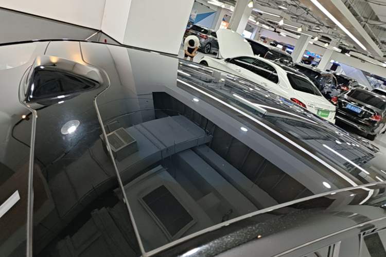Used Avatr 06 2025 Ultra Pure Electric Edition Roof