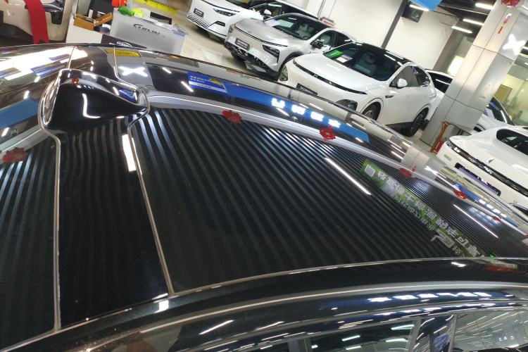 Used Avatr 06 2025 Ultra Pure Electric Edition Roof