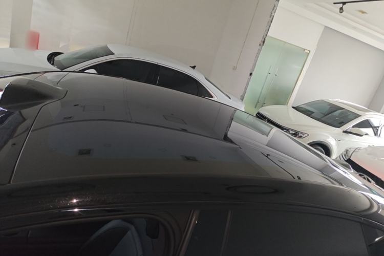 Used Avatr 06 2025 Ultra Pure Electric Edition Roof