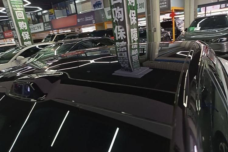 Used Avatr 06 2025 Ultra Pure Electric Edition Roof