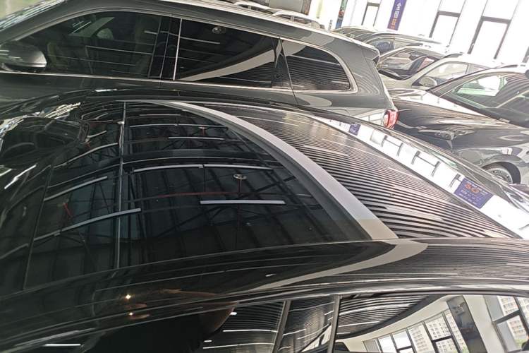Used Avatr 06 2025 Ultra Pure Electric Edition Roof