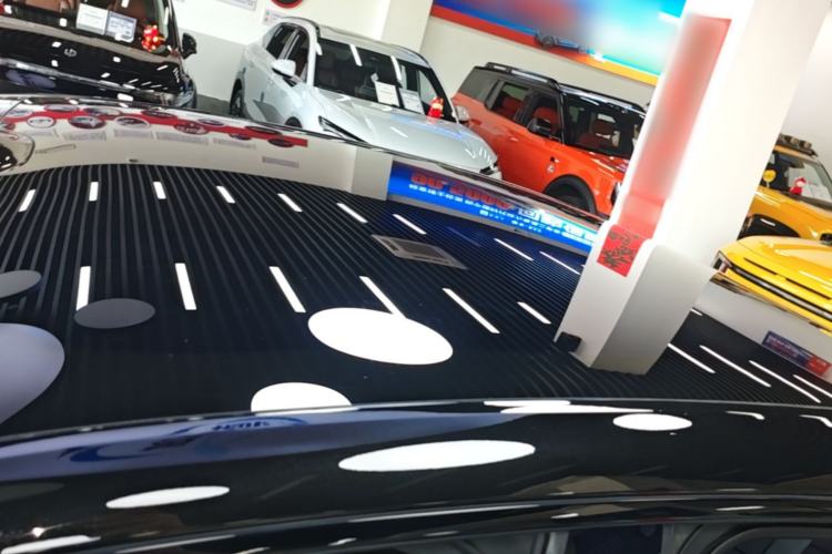 Used Avatr 06 2025 Ultra Pure Electric Edition Roof