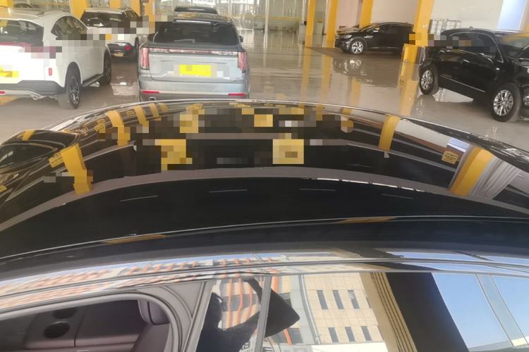 Used Avatr 06 2025 Ultra Pure Electric Edition Roof