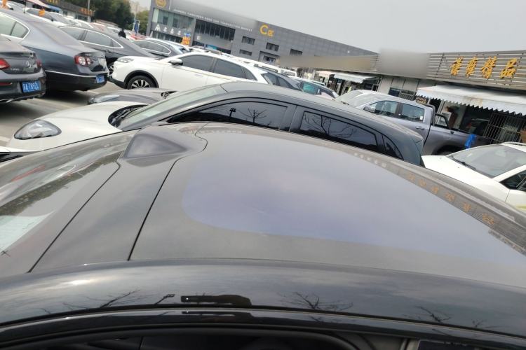 Used Avatr 06 2025 Ultra Pure Electric Edition Roof
