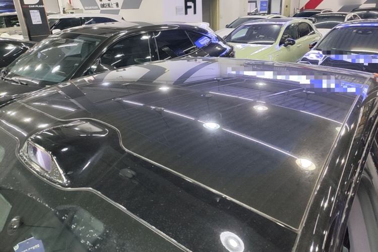 Used Avatr 06 2025 Ultra Pure Electric Edition Roof