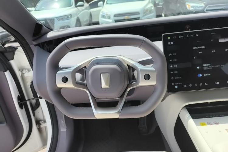 Used Avatr 06 2025 Max All-Electric Version Steering Wheel