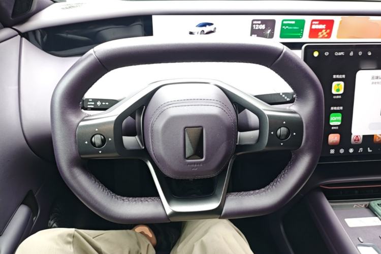 Used Avatr 06 2025 Ultra Pure Electric Edition Steering Wheel