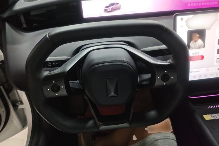 Used Avatr 06 2025 Ultra Pure Electric Edition Steering Wheel