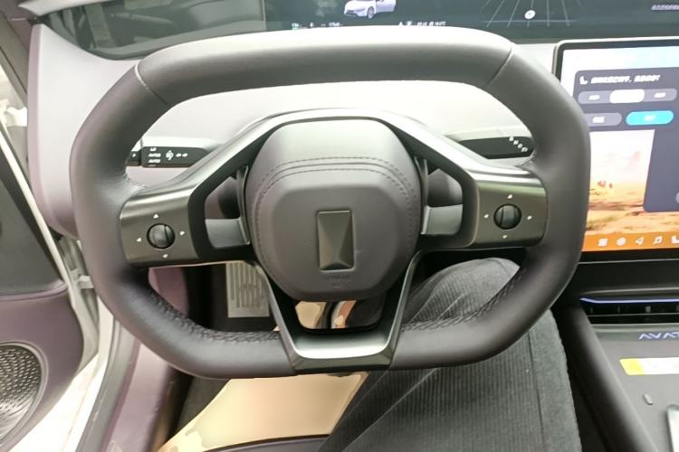 Used Avatr 06 2025 Ultra Pure Electric Edition Steering Wheel