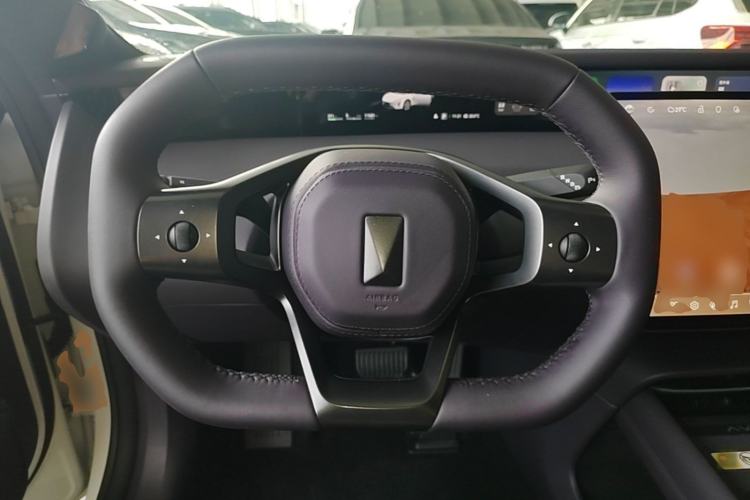 Used Avatr 06 2025 Ultra Pure Electric Edition Steering Wheel