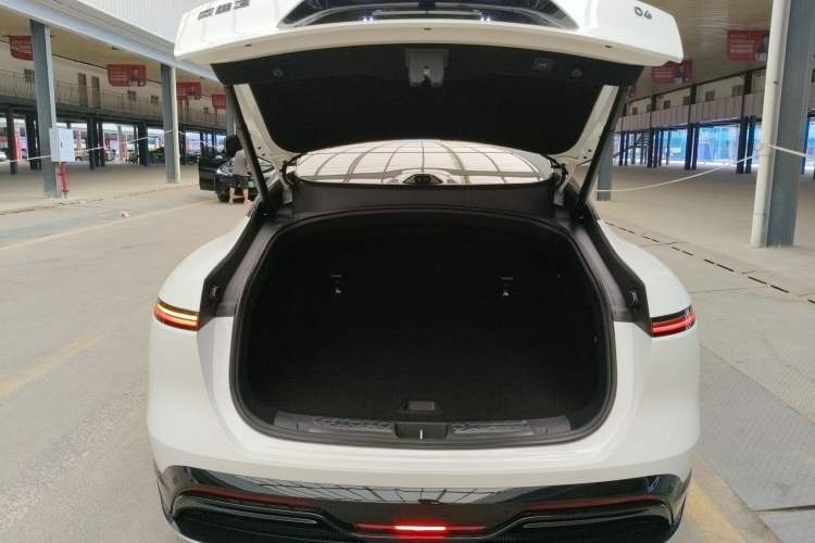 Used Avatr 06 2025 Ultra Pure Electric Edition Trunk