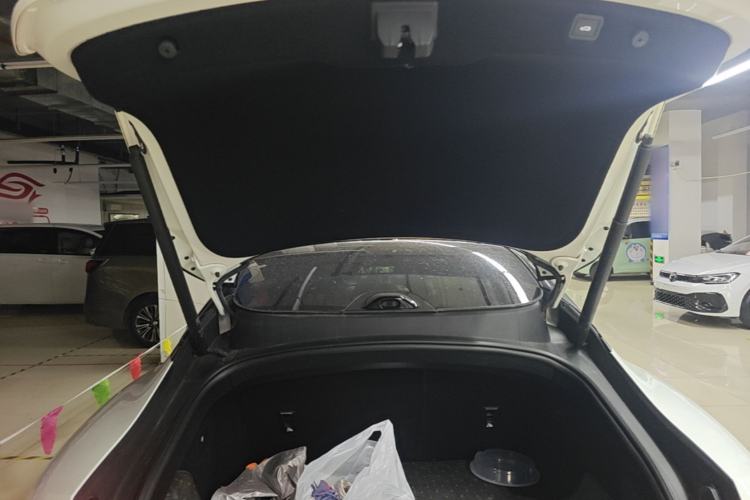 Used Avatr 06 2025 Ultra Pure Electric Edition Trunk