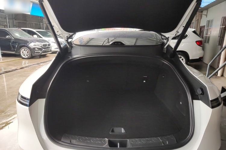 Used Avatr 06 2025 Ultra Pure Electric Edition Trunk