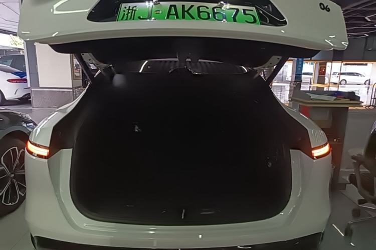 Used Avatr 06 2025 Ultra Pure Electric Edition Trunk