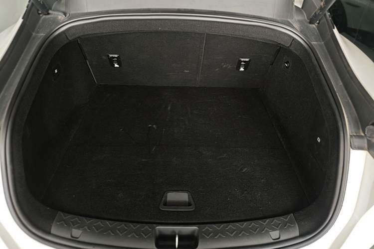 Used Avatr 06 2025 Ultra Pure Electric Edition Trunk