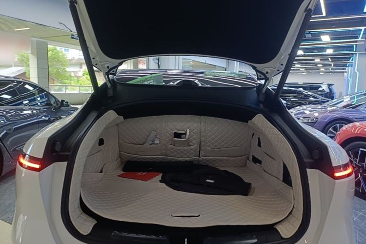Used Avatr 06 2025 Ultra Pure Electric Edition Trunk