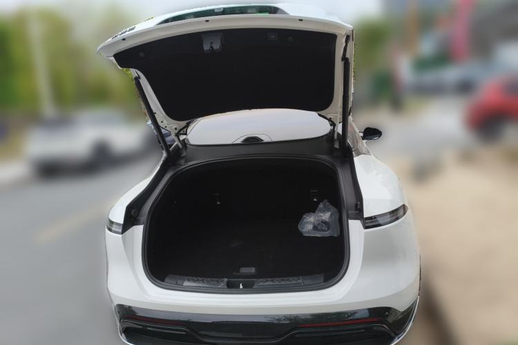 Used Avatr 06 2025 Ultra Pure Electric Edition Trunk