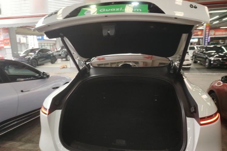 Used Avatr 06 2025 Ultra Pure Electric Edition Trunk