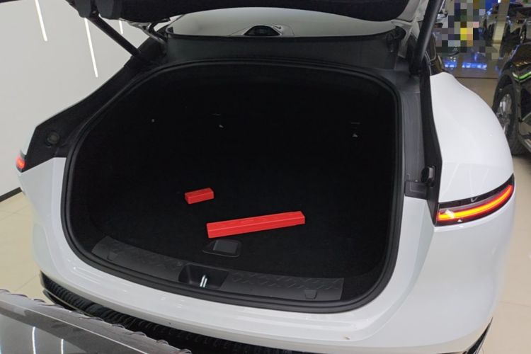 Used Avatr 06 2025 Ultra Pure Electric Edition Trunk