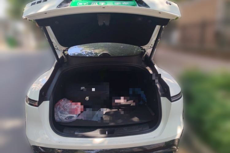 Used Avatr 06 2025 Pro Range-Extended Edition Trunk