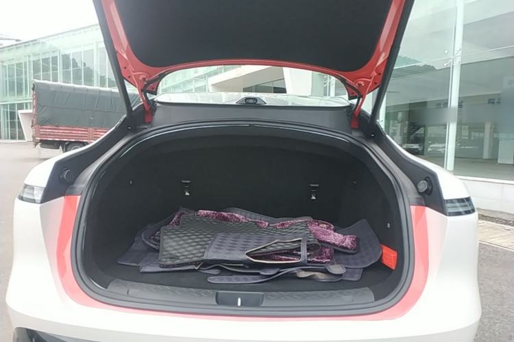 Used Avatr 06 2025 Max Extended-Range Edition Trunk